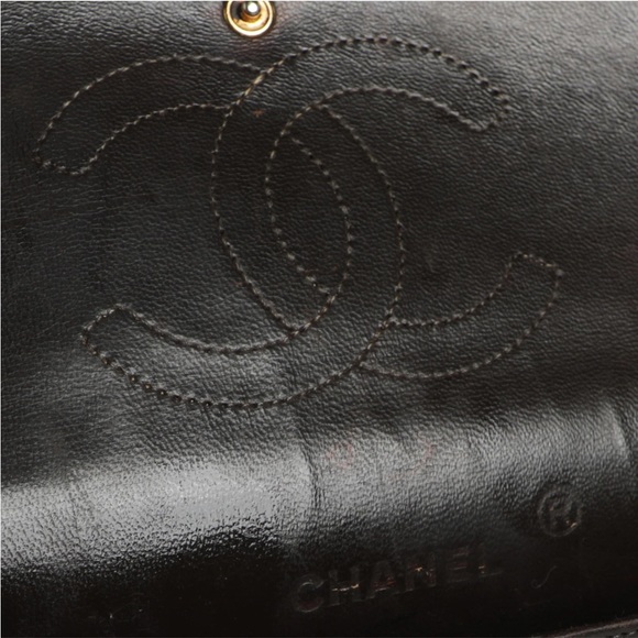 Vintage Chanel 2.55 Lambskin Leather Quilted Shoulder Bag - Picture 7 of 9